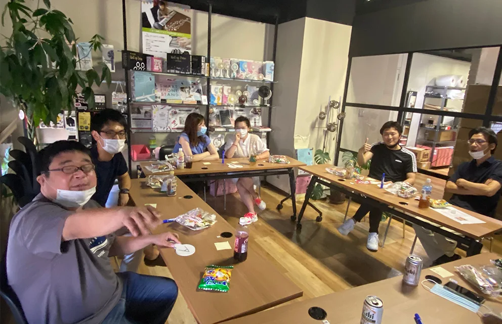 社員同士の交流風景